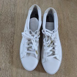Adidas leather sleek mid sneaker womens 9 white NEW